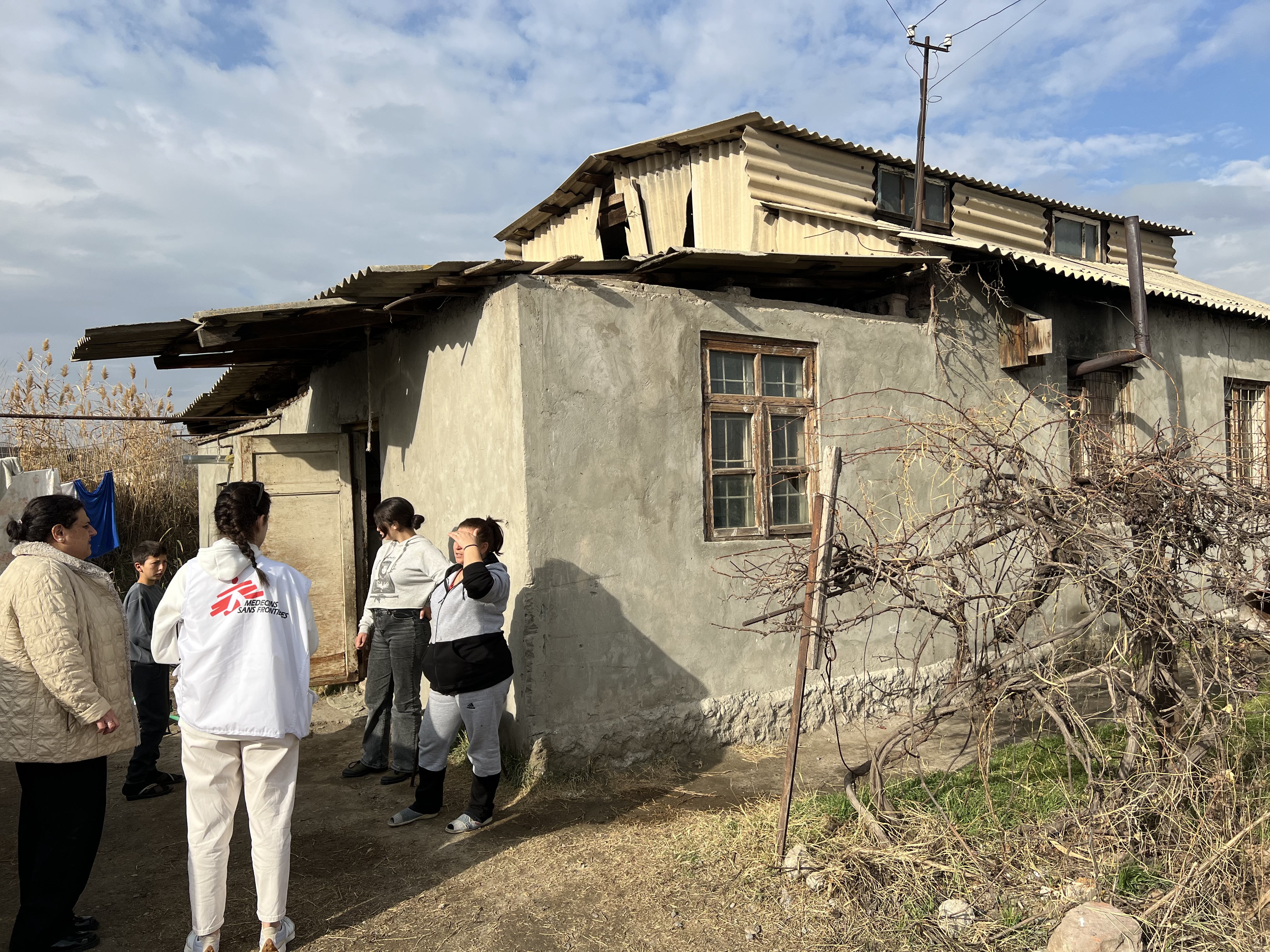 MSF team visiting vulnerable families