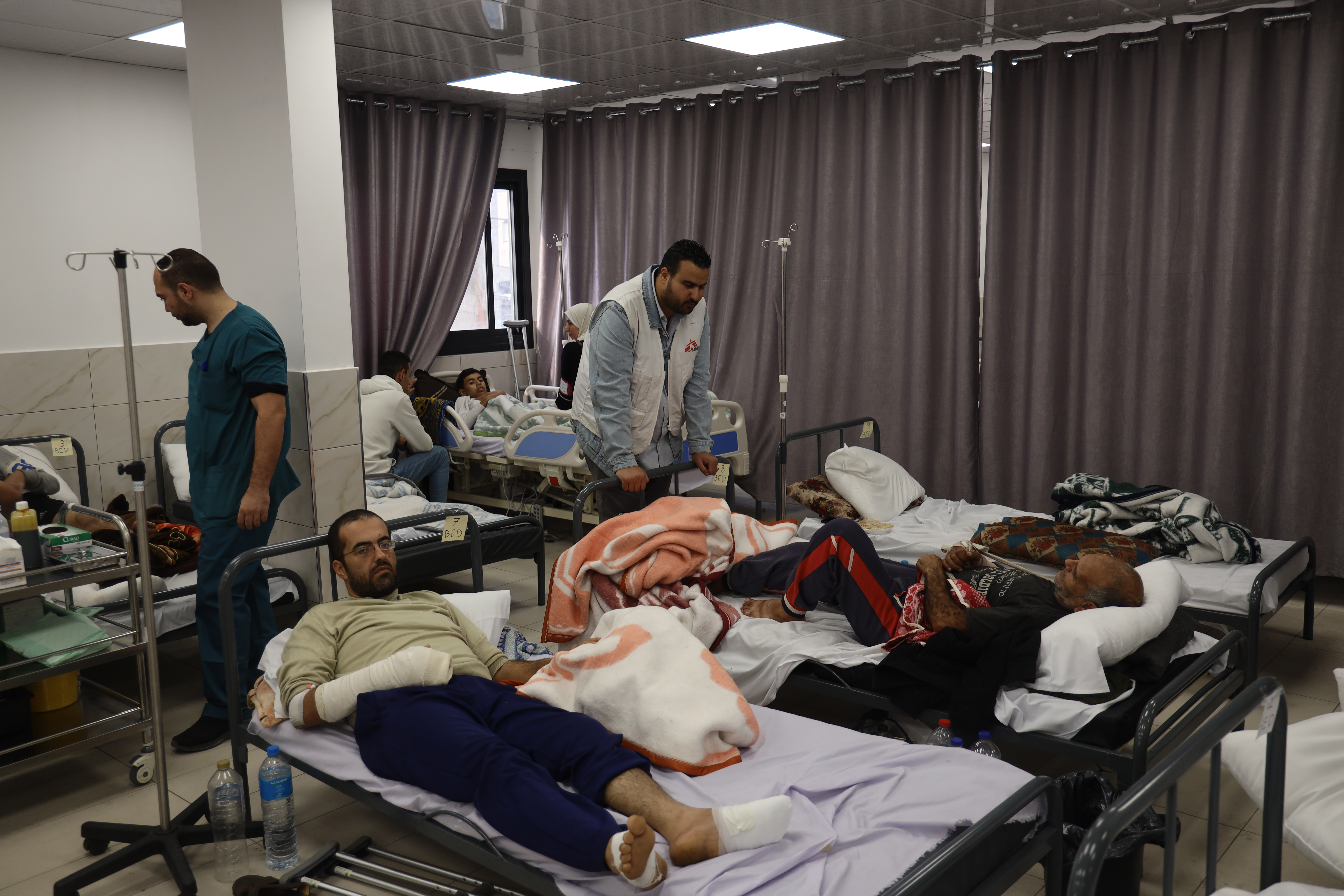 patients in the Rafah Indonesian Hospital