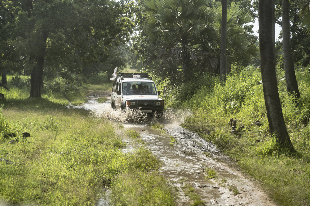 MSF teams drive through off-road conditions to reach villages in Chhattisgarh, India to deliver primary healthcare and health promotion to rural communities.