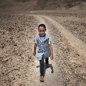 Itab, 9, was injured in a landmine explosion in the Minya area, close to the West Bank city of Hebron. Unexploded ordnance left by Israeli forces undertaking training in the desert has killed and injured dozens of people, including children. © Juan Carlos Tomasi / MSF 